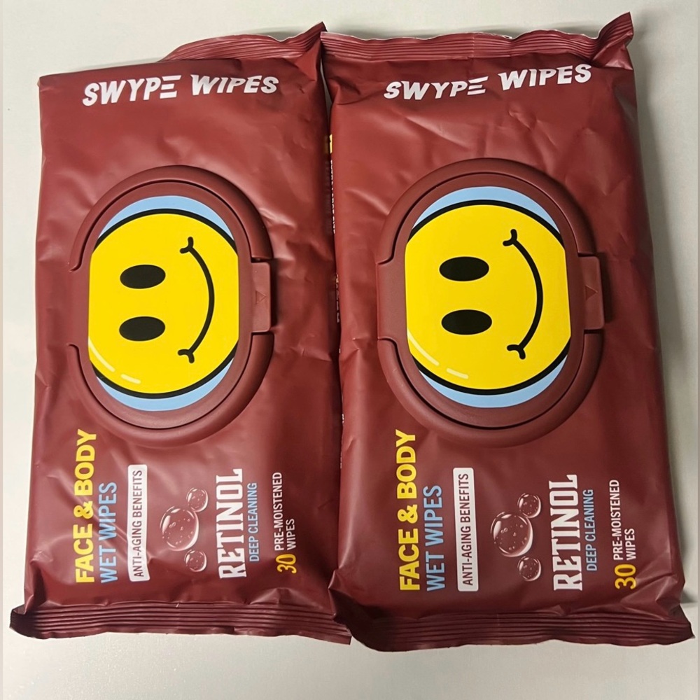 Swype wipes Face & Body Wet Wipes -Retinol  Deep Cleaning . Set of 2.